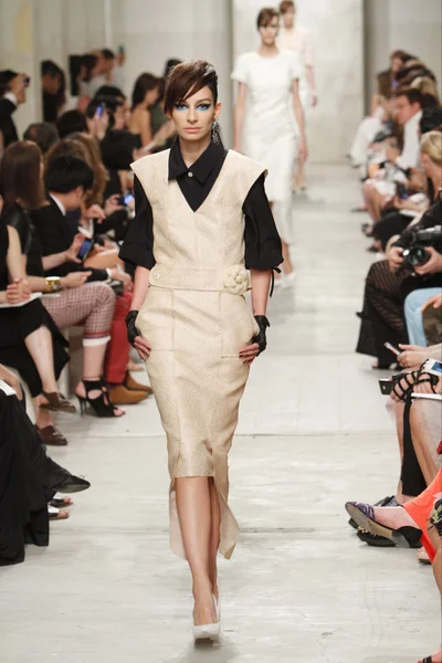 Look 40